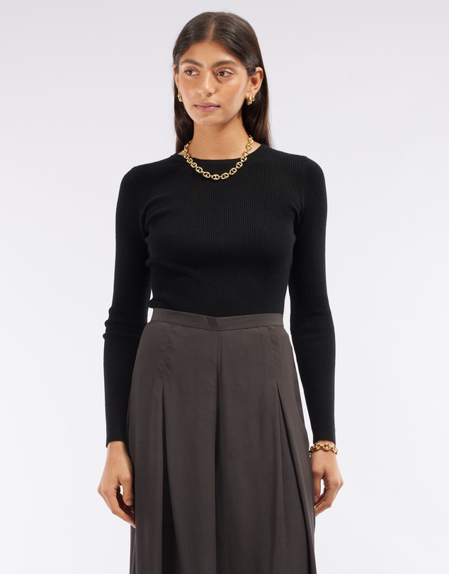 Amelius - Afina Long Sleeve Knit Top