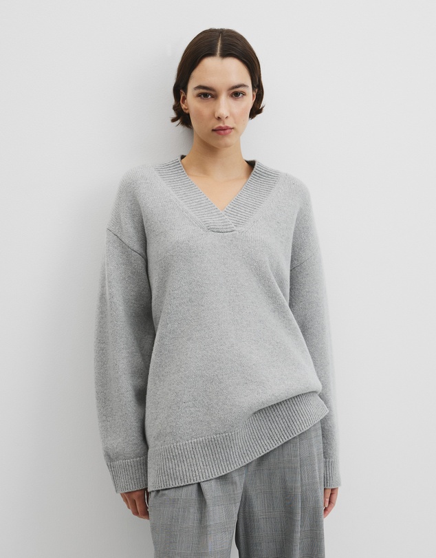 Country Road - Extrafine Merino Longline V-neck Neck Knit