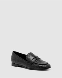Nine West - Manner