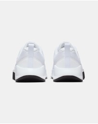 Nike - MC Trainer 3 - Women's