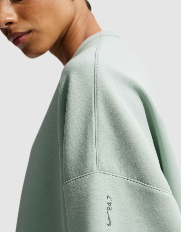 Nike - 24.7 Impossiblysoft Dri-Fit Oversized Crew-Neck Top