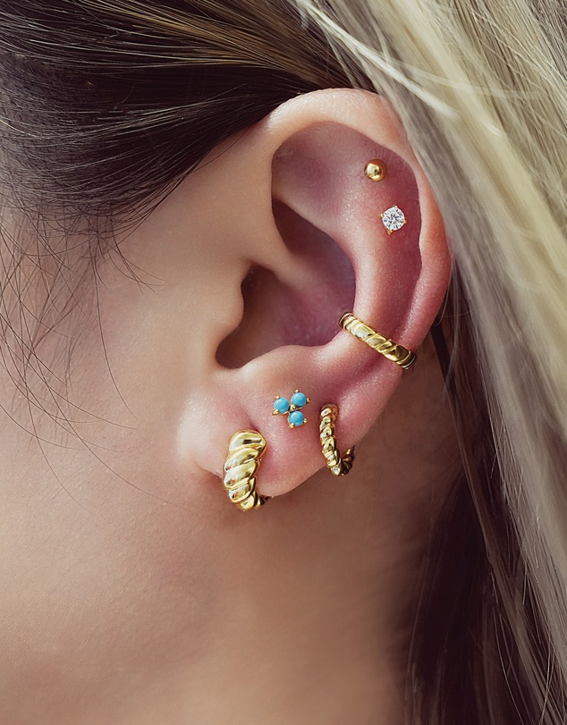 Ania Haie - Ania Haie Gold Texture Small Huggie Hoop Earrings