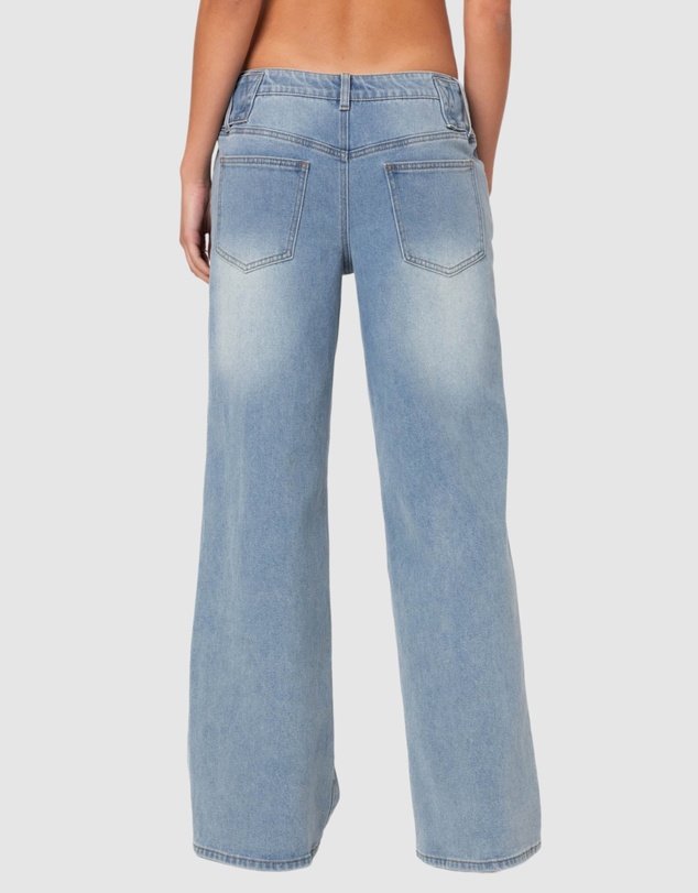 EDIKTED - Buckle Baby Washed Relaxed Jeans