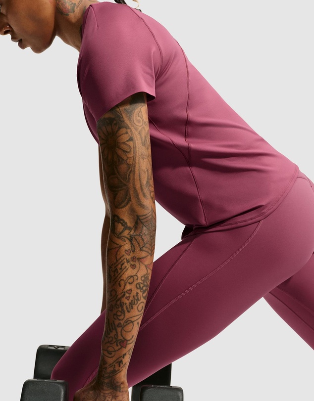 Nike - Universa Dri-FIT SS Top