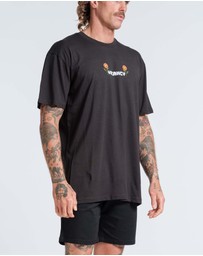 Vacancy Co - Flower Power Tee