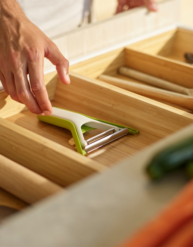 Joseph Joseph - Nest™ Peel Set of 2 Peelers