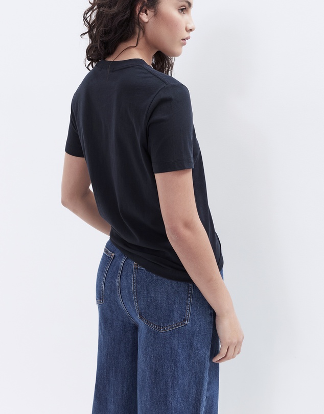 UNISON - The Classic Crew Tee