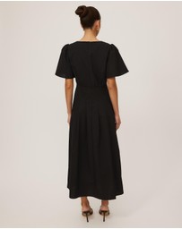 Tussah - Merlyn Midi Dress
