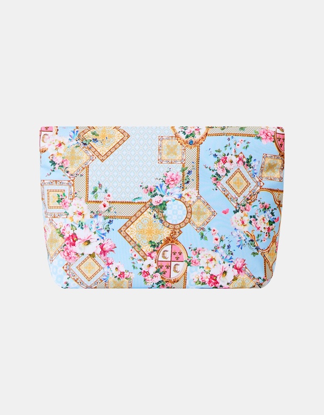 Camilla - Small Makeup Clutch