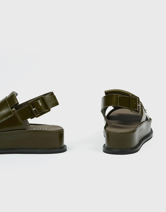 bul - Ha Sandal