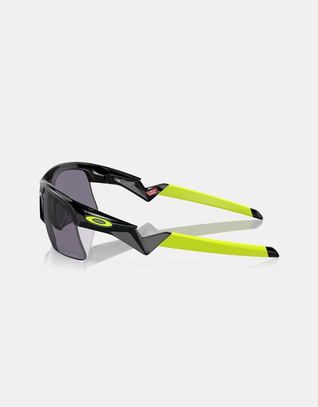 Oakley Junior - Capacitor