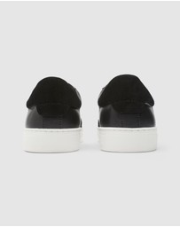 UNISON - Stockholm Leather Sneaker