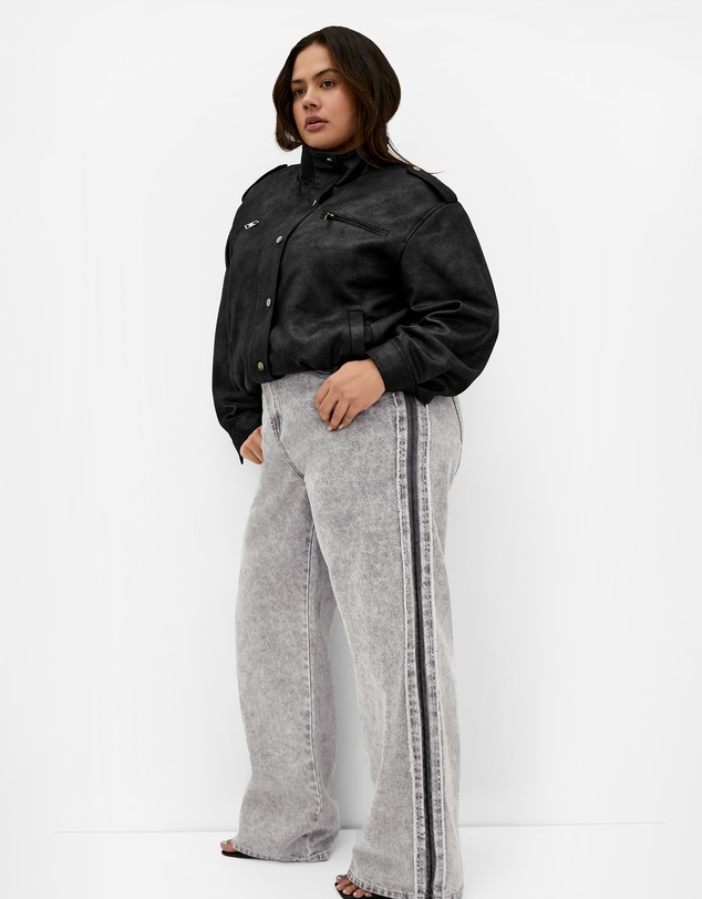 City Chic - Plus size Harley Fit Leila Side Stripe Wide Leg Jean - light grey wash