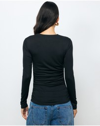 AERE - Ulani Knot Detail Top