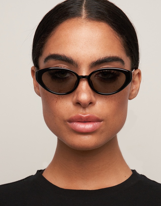 Otra Eyewear  - Greta - Black