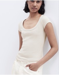 UNISON - Scoop Neck Baby Tee