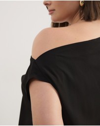 Atmos&Here Curvy - Willow Off Shoulder Top