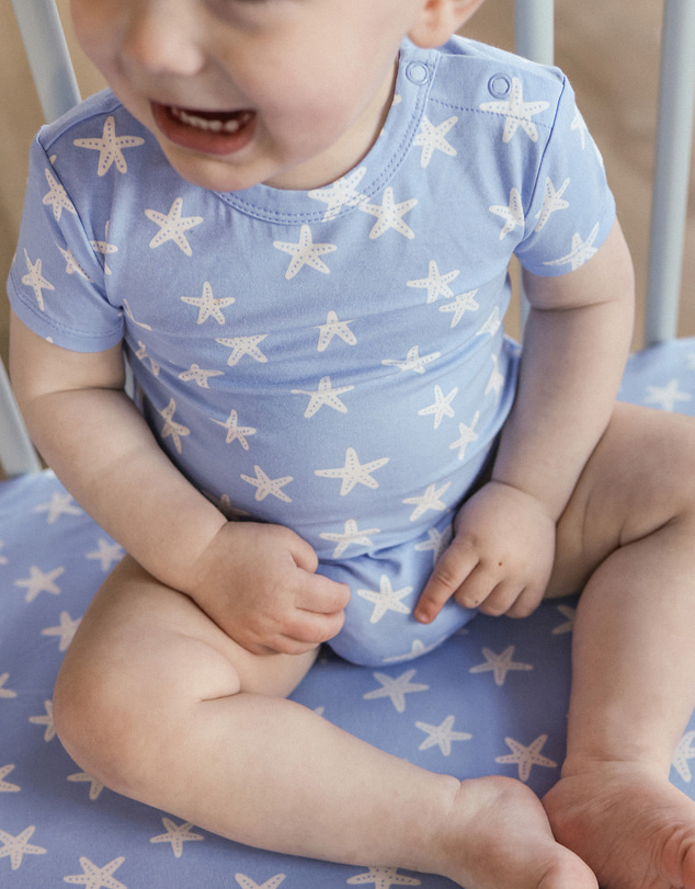 Kynd Baby - Fitted Cot Sheet in Star Fish Blue