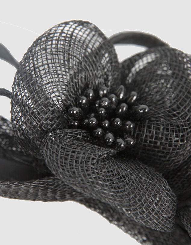 Max Alexander - Small Black Sinamay Flowers Fascinator