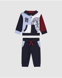 GUESS - Multi-Blocking Active Top and Pants Set