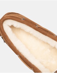 EVERAU - EverAU Ugg Pommie Cow Leather Upper Moccasins