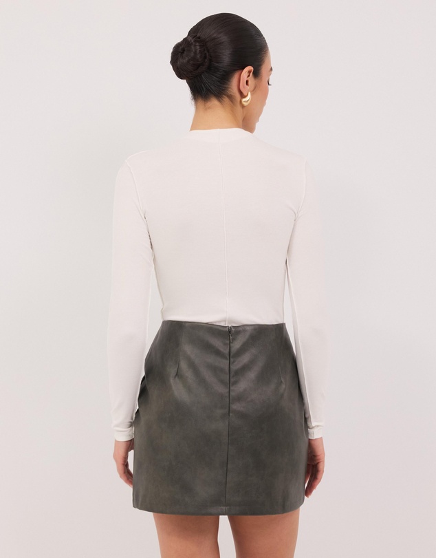 Calli - Astor Babylocked Long Sleeve Top