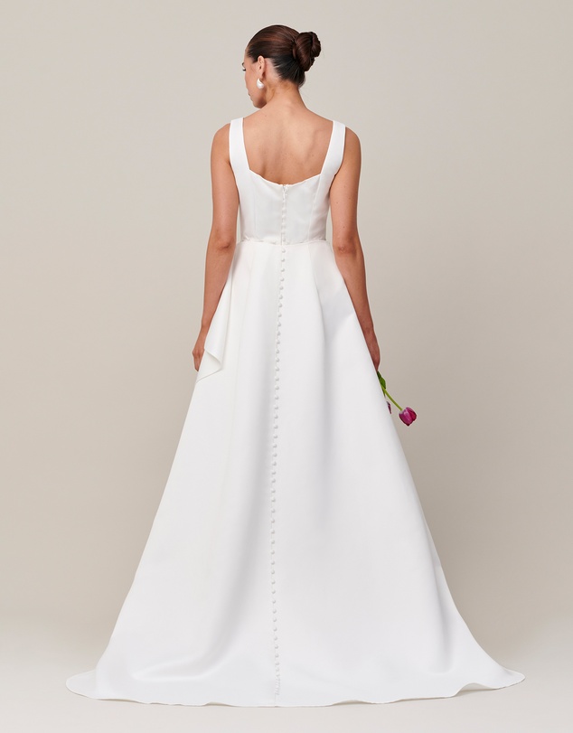 BWLDR - Serenity Gown