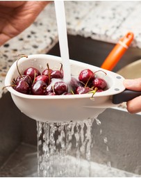 Joseph Joseph - Droplet Mini Compact Colander with Folding Handles