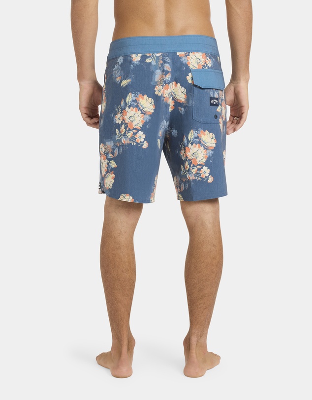 Billabong - Mens Good Times Pro Performance 17.5