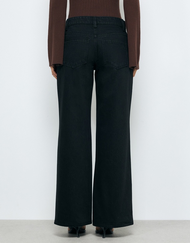AERE - Low Rise Relaxed Jeans