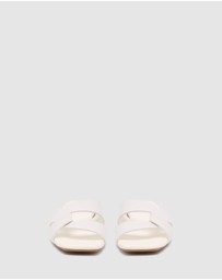 Nine West - Finora