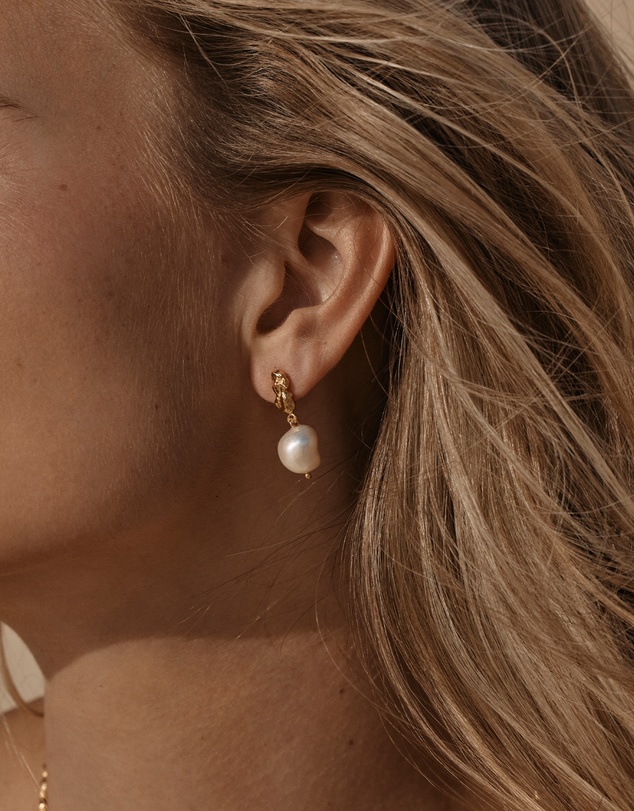 Amber Sceats - Adelanto Earrings