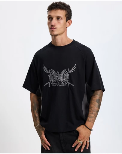 Worship - Trudge Box Fit Cropped Raglan Tee