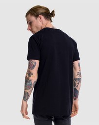 DVNT - Deluxe Tee