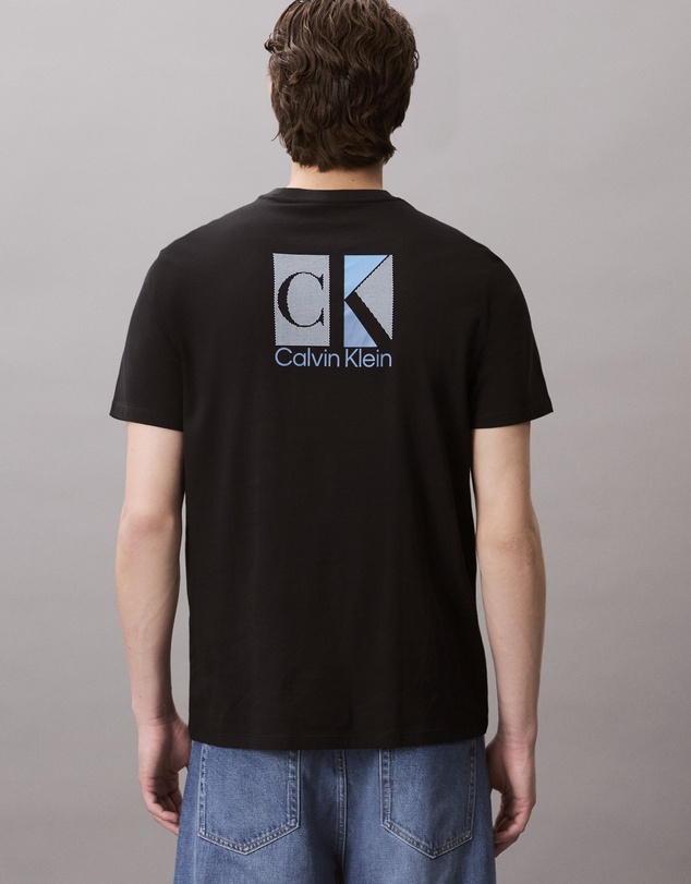 Calvin Klein - Logo Graphic Tee