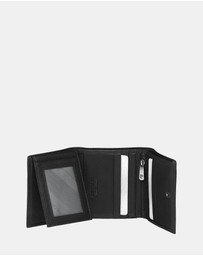 Pierre Cardin - Pierre Cardin Leather Men's Tri-Fold Wallet