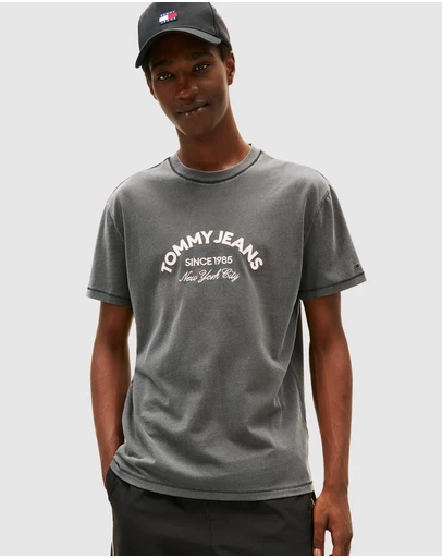 Tommy Jeans - Regular Center Arch SS T-Shirt