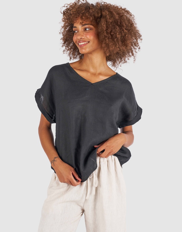 CAMIXA - Martina Linen V-Neck T-shirt
