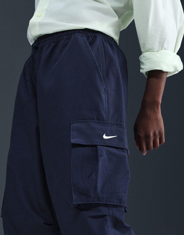 Nike - Sportswear Mid-Rise Oversized Woven Cargo Pants