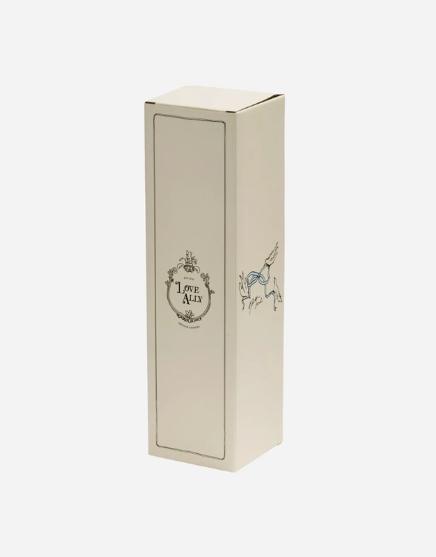 Love Ally - Beeswax Louis Pillar Candle