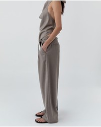 St. Agni - Tailored Barrel Pants