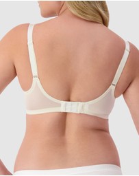 Triumph - Embroidered Minimiser Bra