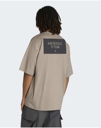 adidas Performance - AUDI REVOLUT F1 TEAM ELEVATED GRAPHIC I TEE Mens