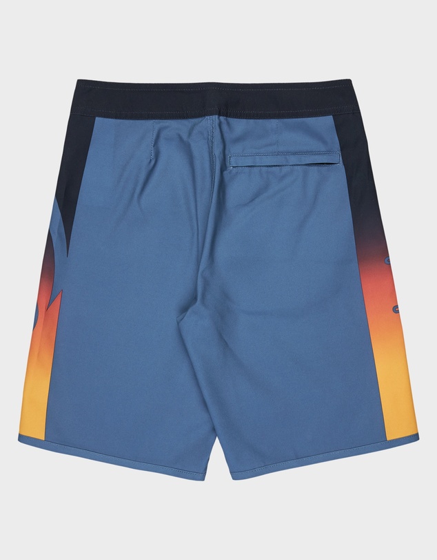 Quiksilver - Boys 8 to 16 Everyday 17