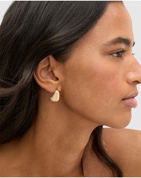 Seed Heritage - Curved Earring