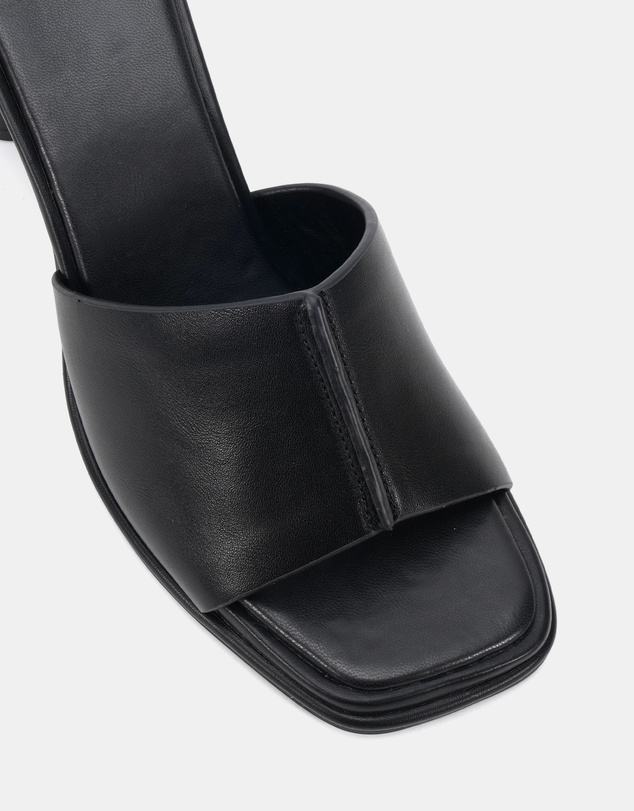 Novo - Mandi Heels