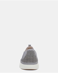 Vionic - Kimmie Perf Slip-On Casual Sneaker - Slate