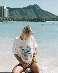 Poolside Paradiso - Waikiki Tee - White