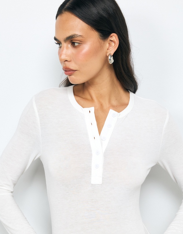 AERE - Maya Henley T-Shirt