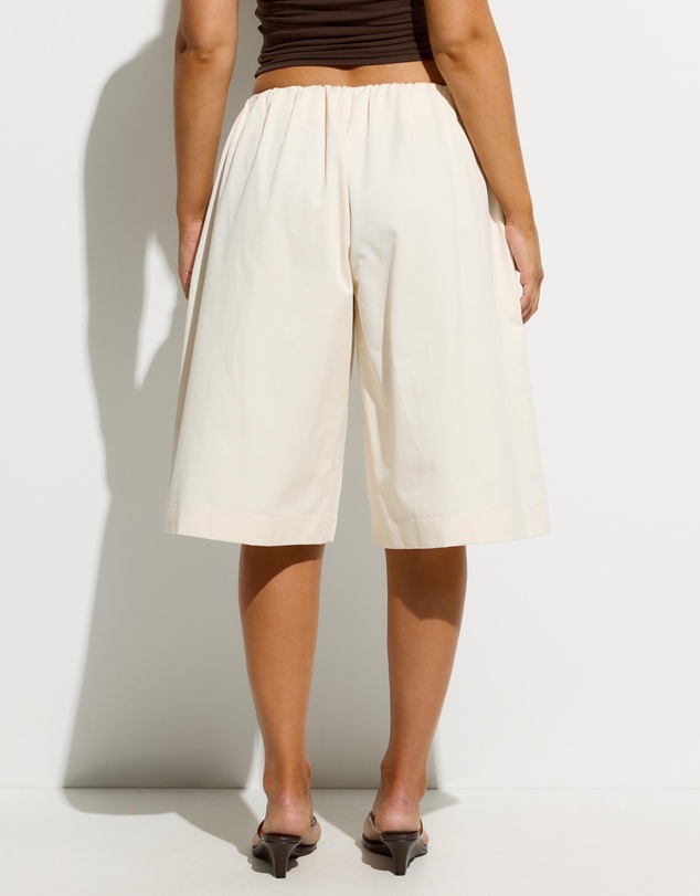 Dazie - Cyprus Longline Bermuda Shorts